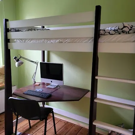 90 Sq.m. In Centre Of Apartmán